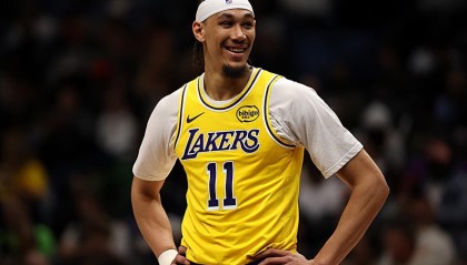 湖人先发中锋状态提升了，替补中锋的状态却又有所下滑了？